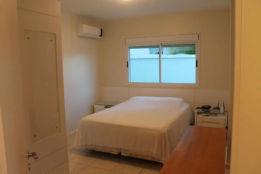 Via Vecchia Jurere Internacional Apartment Florianopolis 0*,  Brazil